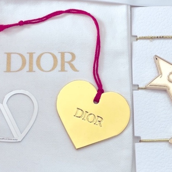 Christian Dior Gold Star / Heart Ornament Limited Edition w Dust Bag - Picture 4 of 4